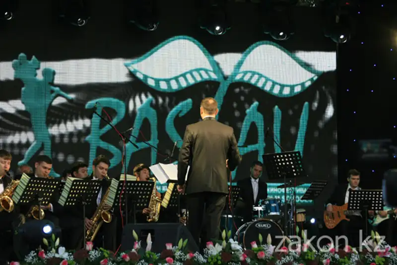 В Алматы открылся II Международный студенческий кинофестиваль «Бастау» (фото) В Алматы открылся II Международный студенческий кинофестиваль «Бастау» (фото), фото - Новости Zakon.kz от 24.10.2012 17:07