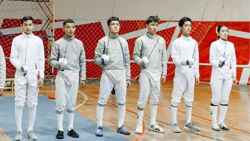 В столице стартовал турнир по фехтованию "Астана қылышы", приуроченный ко Дню Республики