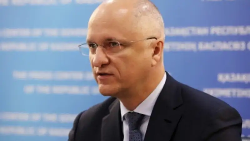 Скляр рассказал о развитии транспортной отрасли