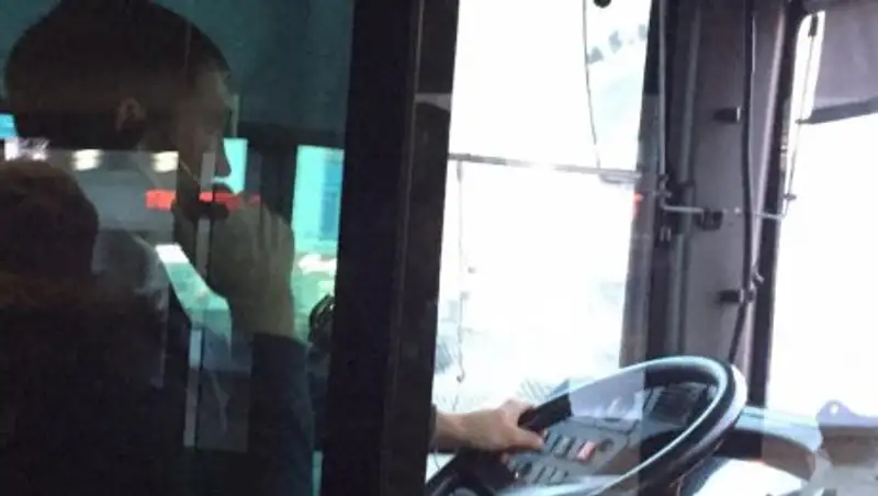 В Астане водители автобусов будут выходить в рейсы без мобильных телефонов