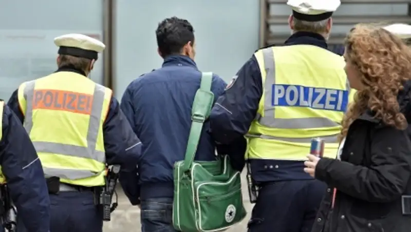 В полицию Кельна поступило более 600 жалоб о нападениях в канун Нового года