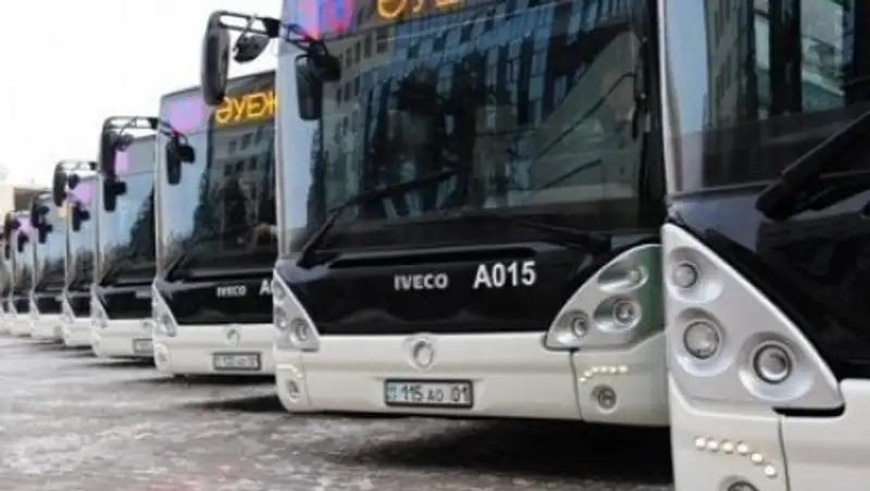 Парламент Казахстана принял поправки о штрафах за безбилетный проезд в автобусах