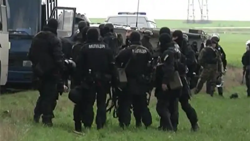 Украинские СМИ сообщили о переходе на сторону ДНР 300 милиционеров