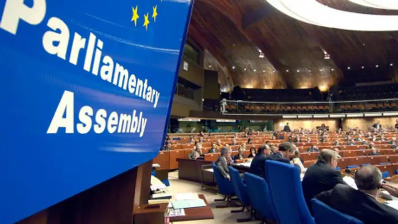 Украина отказалась отправлять делегацию в ПАСЕ