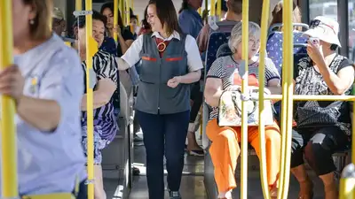 Вернут ли в Алматы льготы на проезд для военных пенсионеров, фото - Новости Zakon.kz от 21.09.2023 11:46