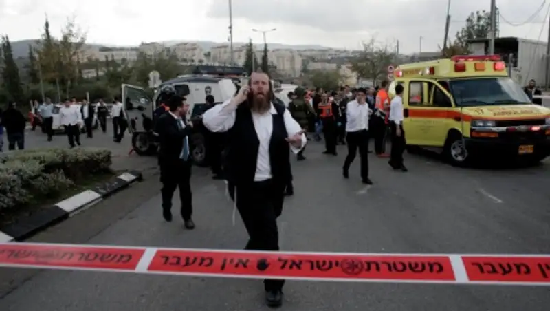 Двое израильтян убиты при обстреле машины на Западном берегу Иордана