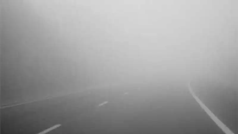 Осадки, гололед и сильный ветер ожидаются в стране в ближайшие дни