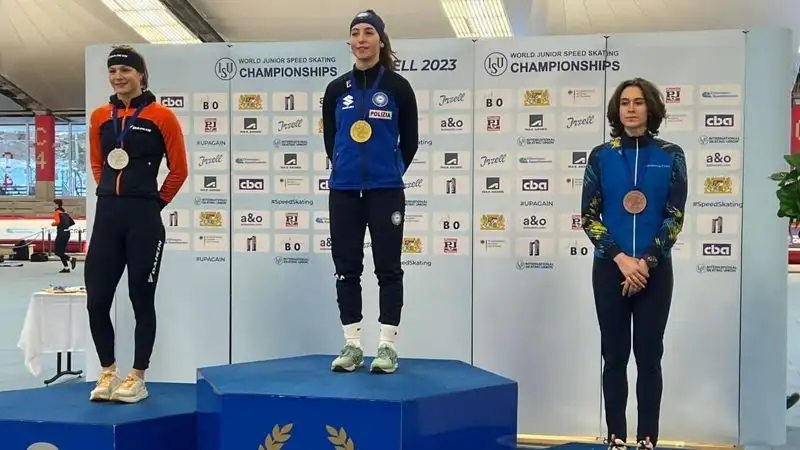 Алина Дауранова завоевала "бронзу" на ЧМ-2023 по конькобежному спорту