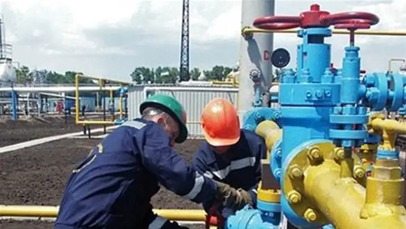 Еврокомиссия призвала Украину расплатиться за газ с Россией