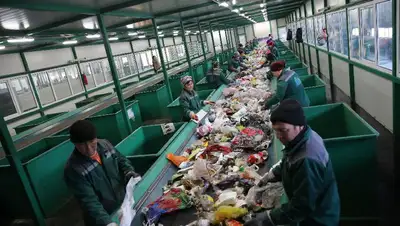 коммунальные отходы, фото - Новости Zakon.kz от 16.05.2022 11:08