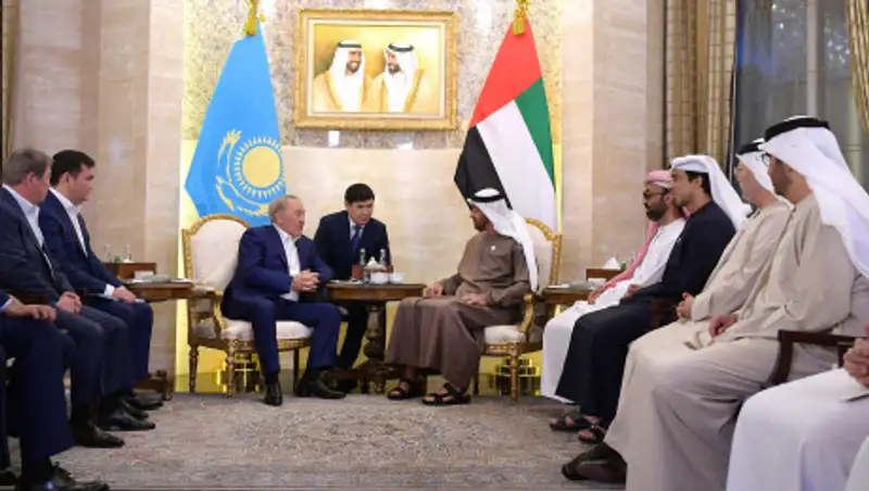 Видео визита Назарбаева в ОАЭ появилось в сети