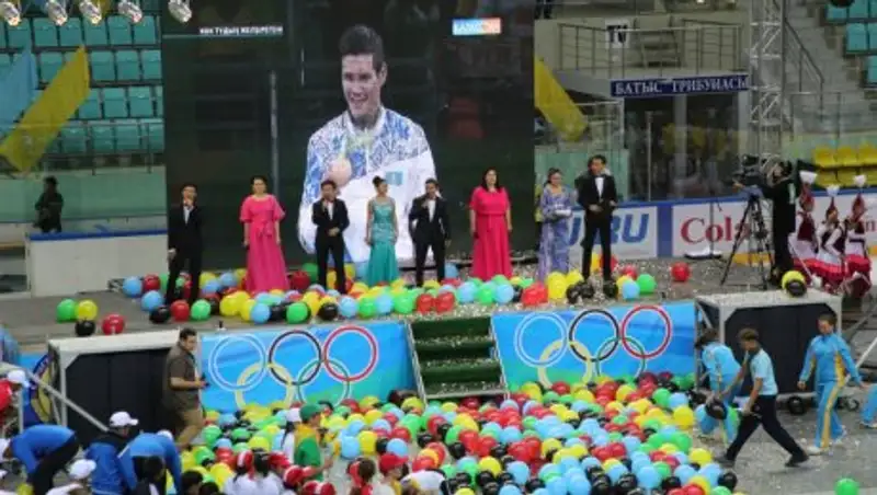 Бронзовому призеру игр в Рио Эльмире Сыздыковой подарили автомобиль