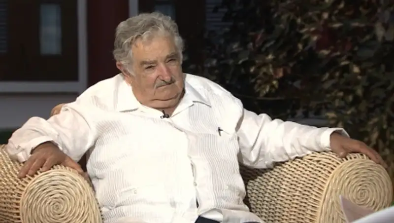 Экс-президент Уругвая назвал лидера Венесуэлы сумасшедшим