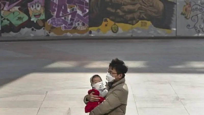 Жителям Пекина посоветовали не выходить из дома