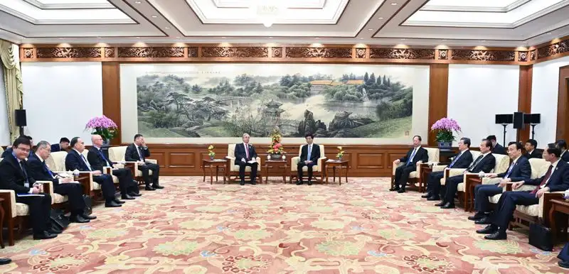 Токаев согласен с Си Цзиньпином: Если будет хорошо в Китае, будет хорошо всем государствам, фото - Новости Zakon.kz от 18.10.2023 15:01