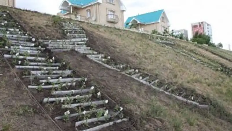 Костанай выделил из бюджета на украшение улиц 100 млн тенге, но работа стопорится