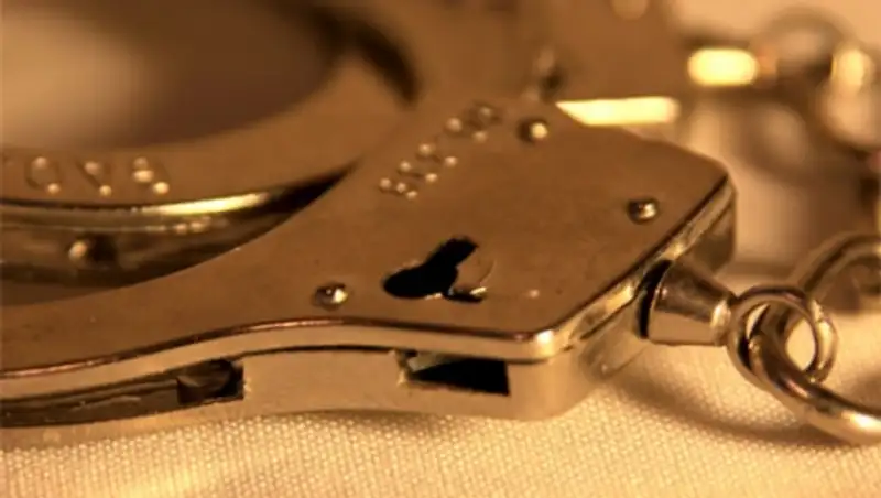 Продавца айфонов в Алматы ограбили на 1,7 млн тенге