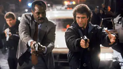 Кадр из фильма "Смертельное оружие 2", фото - Новости Zakon.kz от 15.11.2021 19:42