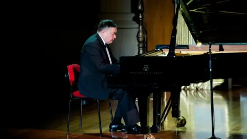 В "Астана Опера" выступит Заслуженный деятель Казахстана Нурлан Измаилов