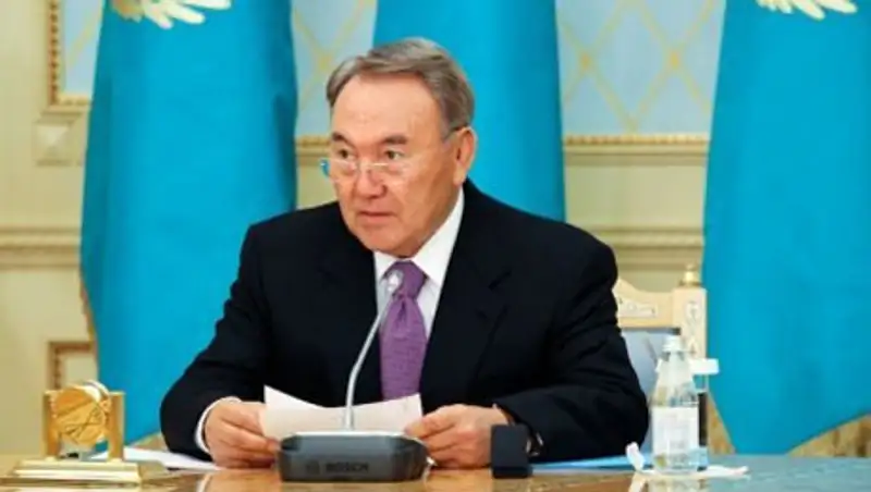 Н.Назарбаев: "Мы - казахстанцы переживаем за украинский народ