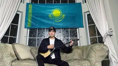  Димаш поздравил казахстанцев с Днем домбры , фото - Новости Zakon.kz от 03.07.2023 04:26