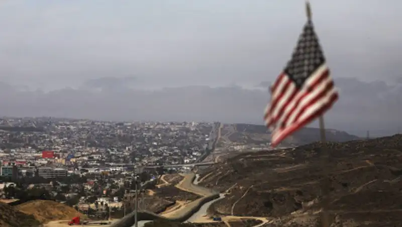 Суд в США не разрешил Трампу строить стену на границе с Мексикой