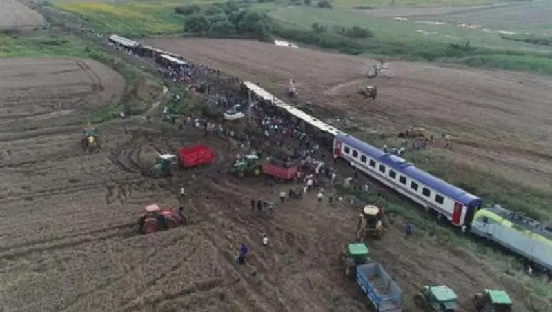 Крушение поезда в Турции: казахстанцев среди погибших нет