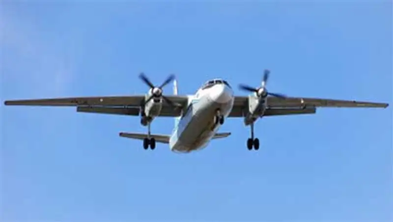 Причины аварийной посадки Ан-24 в Акмолинской области рассказали в ДЧС, фото - Новости Zakon.kz от 08.11.2013 23:13