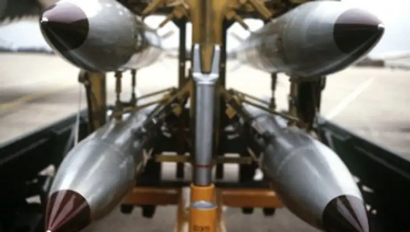 ВВС США испытали ядерную бомбу B61-12 без заряда
