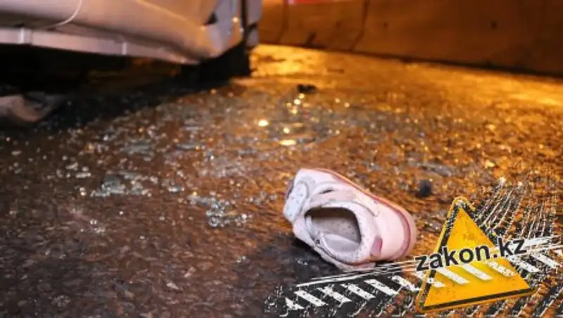 В ДТП в Алматы пострадали четверо, в том числе маленькая девочка