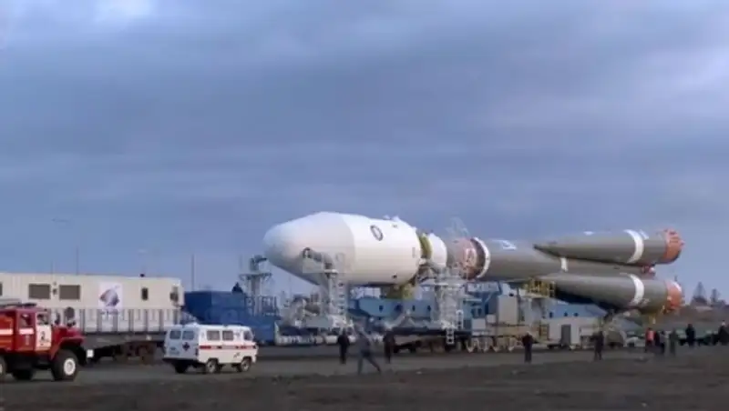 Запущенный с Восточного спутник не выходит на связь