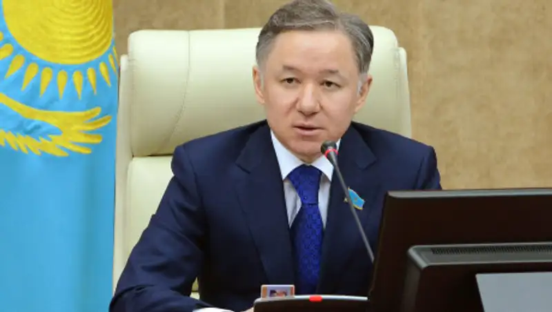 Нигматулин подписал распоряжение о созыве совместного заседания палат Парламента РК