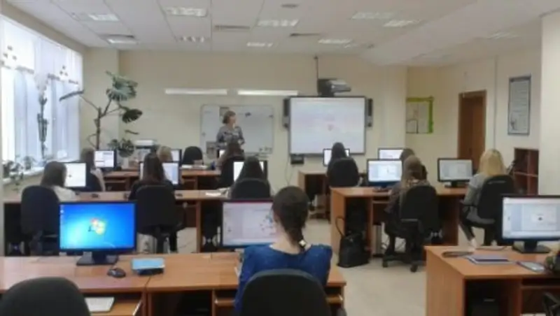 Абаев: 87% школ имеют доступ к Интернету