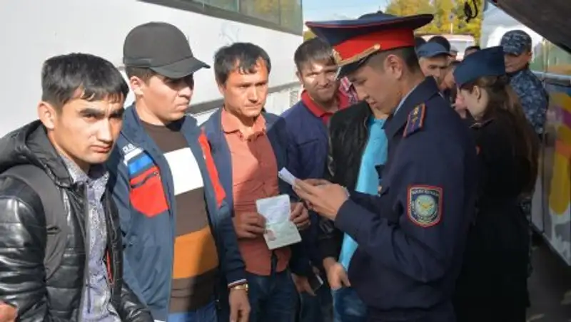 Полицейские СКО выявили более 400 нарушений правил пребывания иностранцев