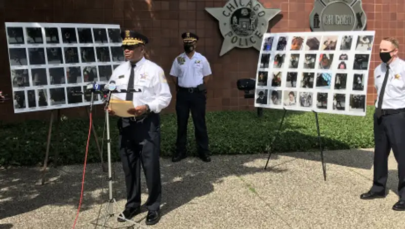 Мужчина транслировал ограбление банкомата в прямом эфире