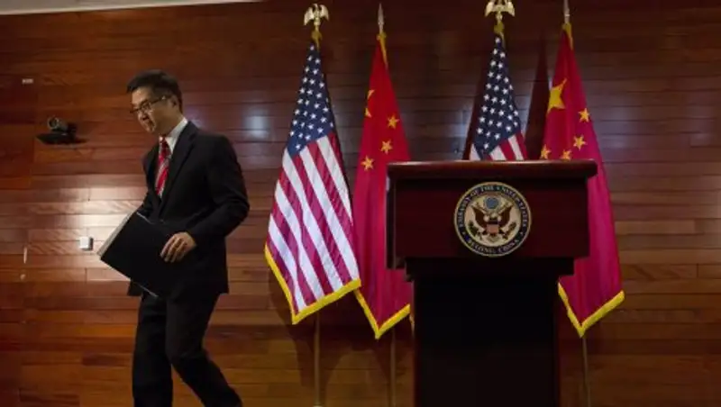 Посла США вызвали в МИД Китая