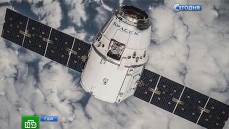 В США готовятся к запуску космического корабля Dragon