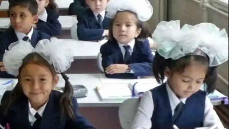 Сколько стоит одеть школьника в Астане