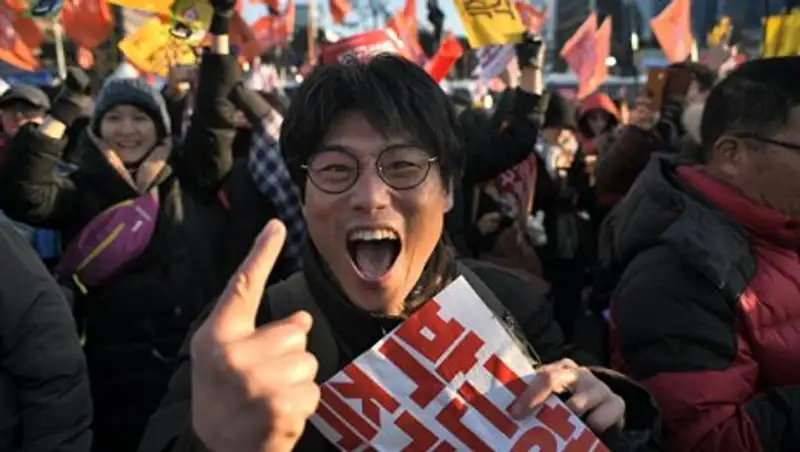 В Сеуле на митинг за импичмент президента вышли 300 тысяч человек