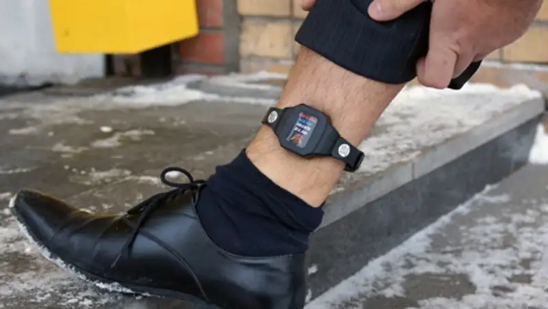 В Казахстане до сих пор не начато применение электронных браслетов