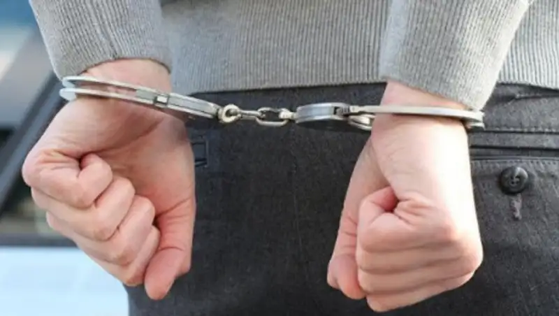 Посредник размещения рекламы наркотиков на баннерах задержан в Караганде