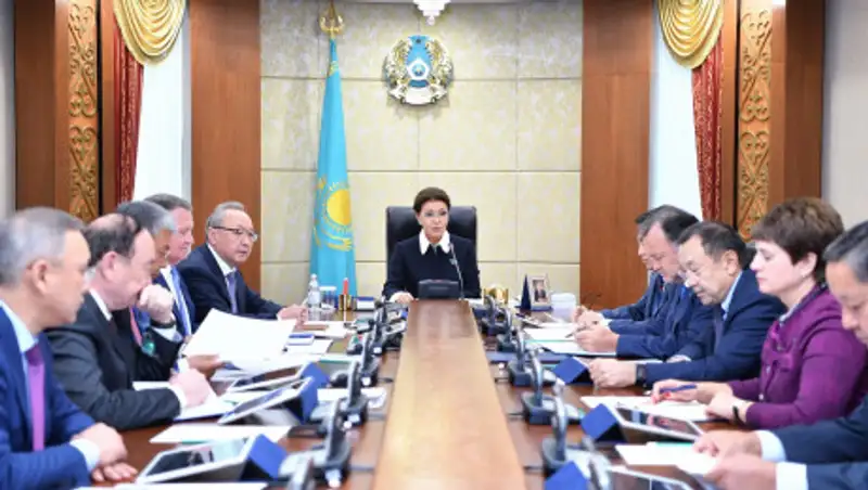 Дарига Назарбаева: Необходимо переходить к работе в электронном формате