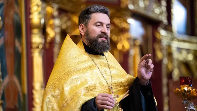 Священник на казахском поздравили мусульман с Курбан айтом, фото - Новости Zakon.kz от 28.06.2023 11:04