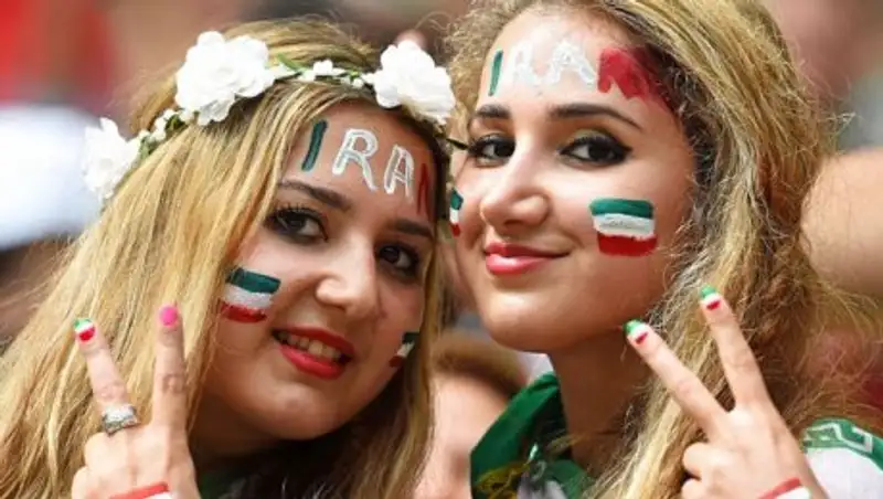 В Иране женщин впервые с 1979 года допустили на футбольный стадион