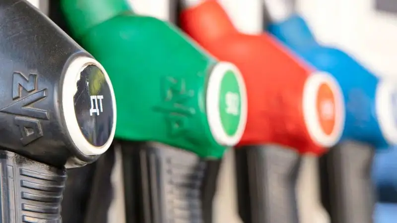 Водители из Мангистау принуждают друг друга участвовать в забастовке против поднятия цен на ГСМ