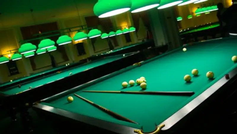 В Алматы выявлено 1300 незарегистрированных игровых компьютеров и 145 бильярдных столов