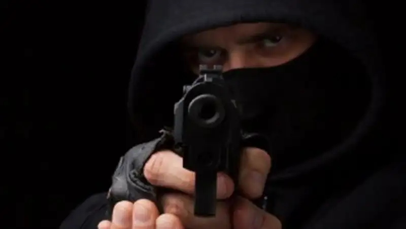 В Актобе в результате перестрелки был убит вооруженный преступник