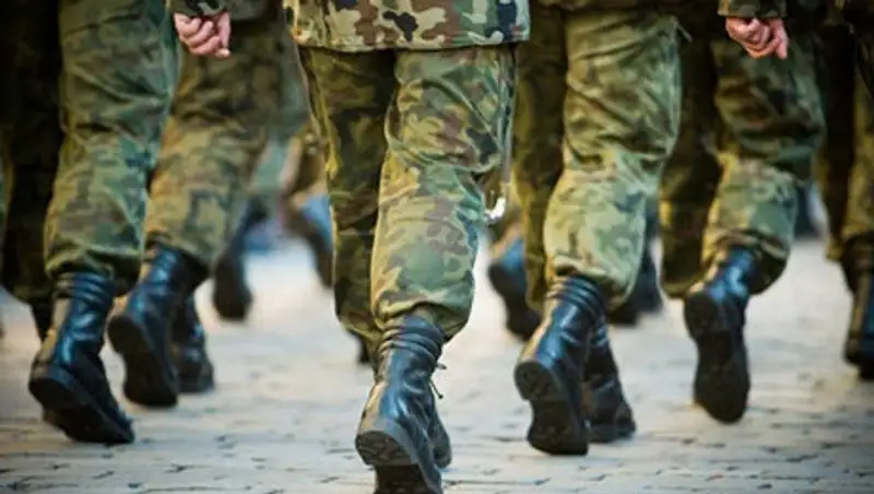 Лукашенко пригрозил студентам призывом в армию за участие в акциях протеста