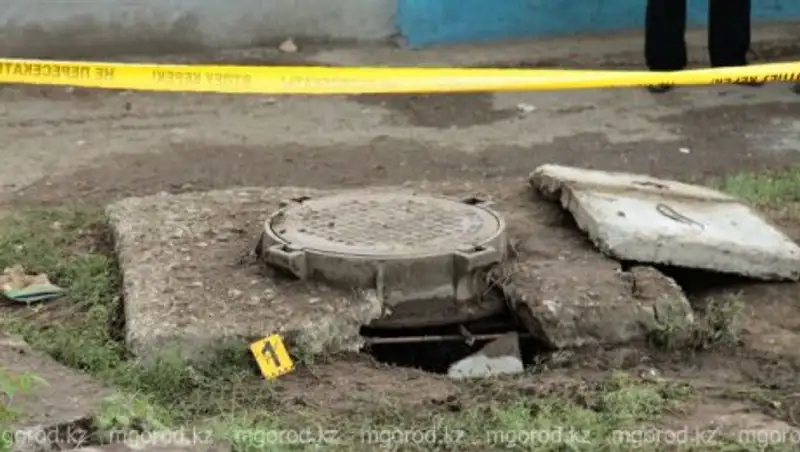 Двое детей утонули в септике в поселке ЗКО