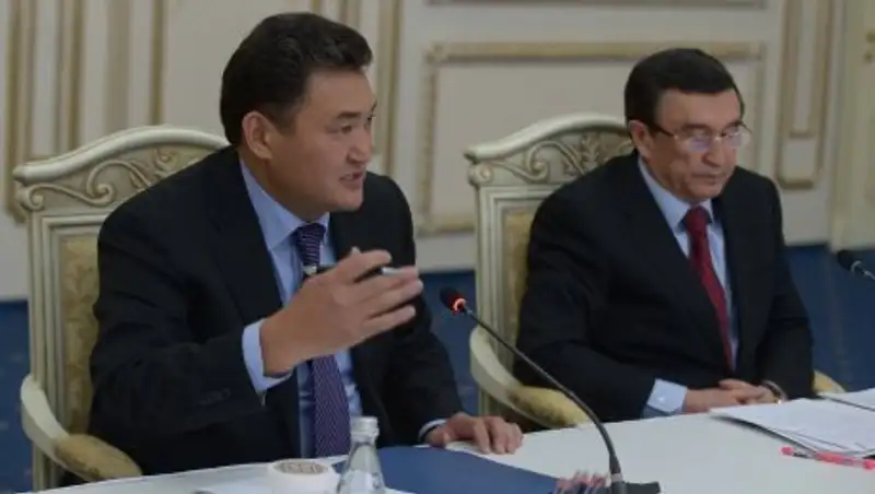 Аким Павлодарской области отчитался перед общественным советом